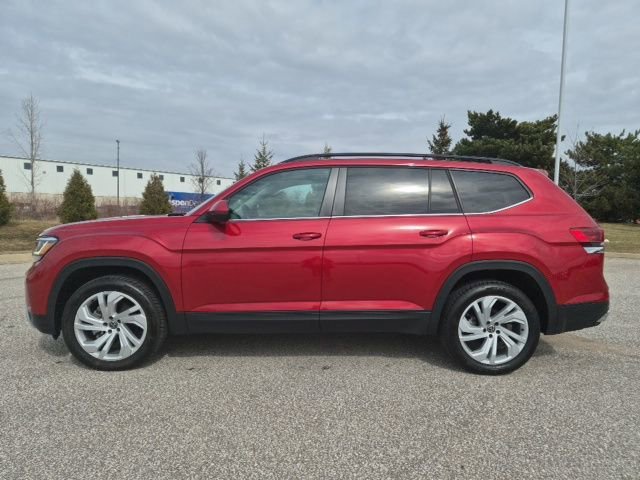 2022 Volkswagen Atlas SE w/Tech - Photo 10