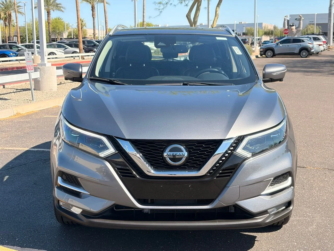 Used 2022 Gun Metallic Nissan SL image 9