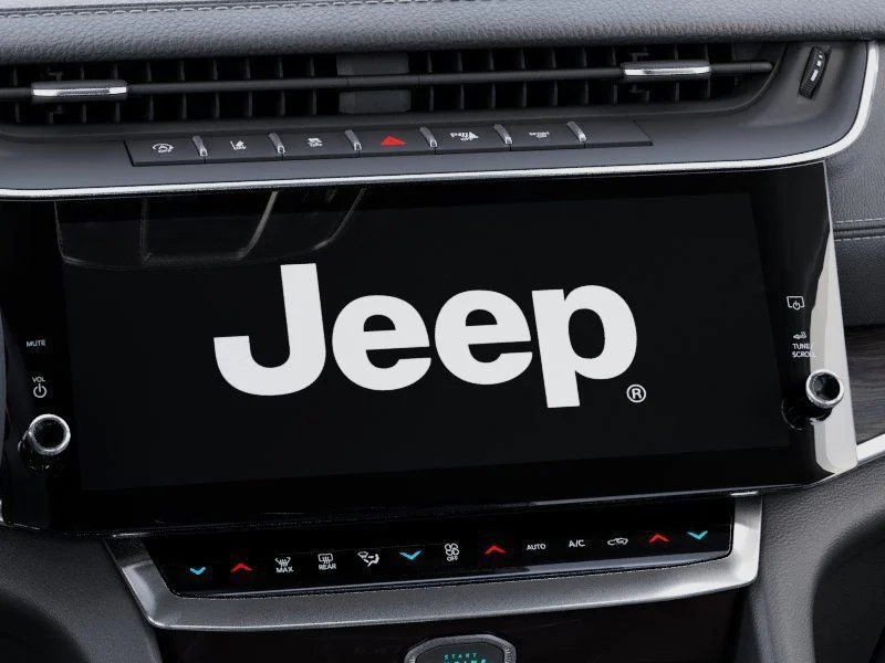 Used 2026 White Jeep Altitude image 18