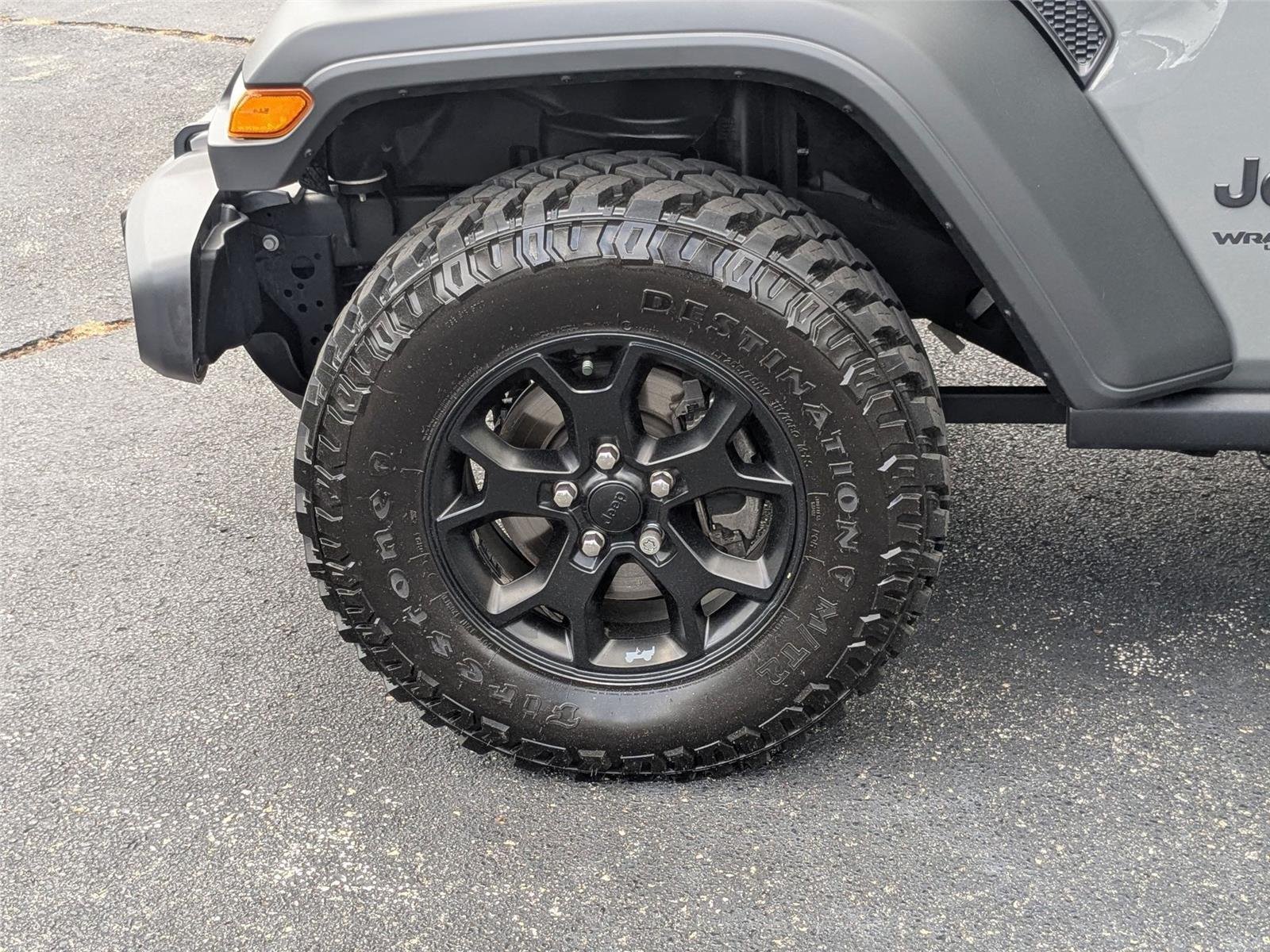 Used 2022 Sting-Gray Clearcoat Jeep Unlimited Willys Sport image 25