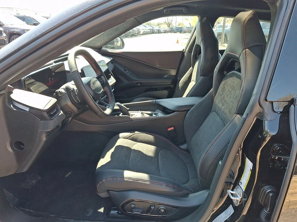 New 2026 Diamond Black Crystal Pearlcoat Dodge Scat Pack Plus image 9