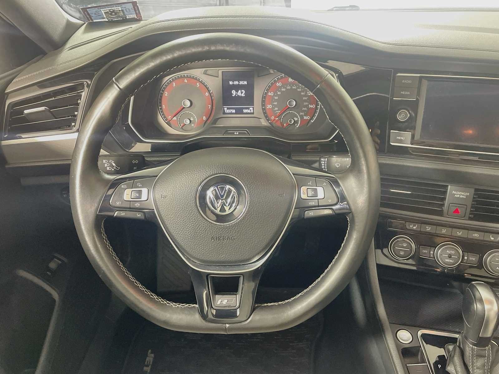 Used 2020 Pyrite Silver Metallic Volkswagen R-Line image 9