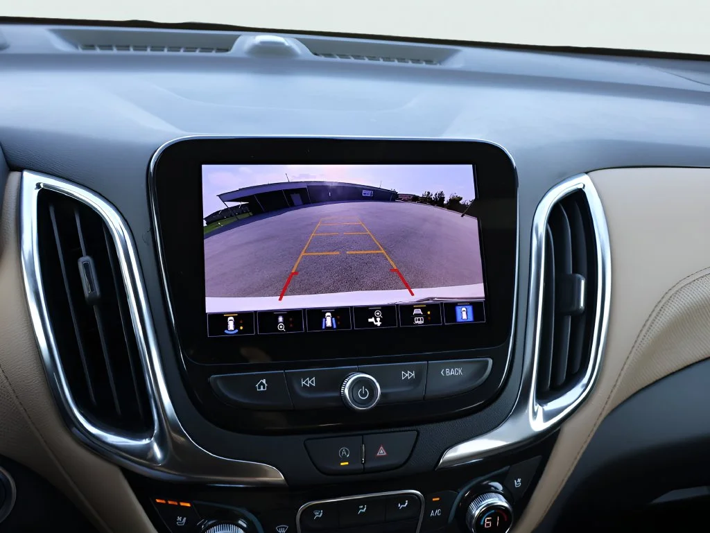 Used 2024 White Chevrolet Premier image 23