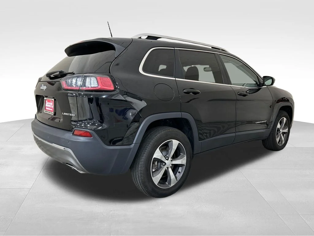 Used 2019 Black Jeep Limited image 5