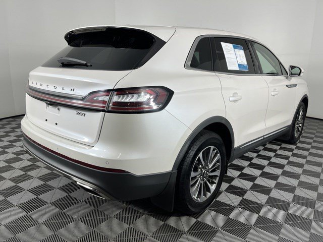 Used 2019 White Platinum Clearcoat Metallic Lincoln Select image 7