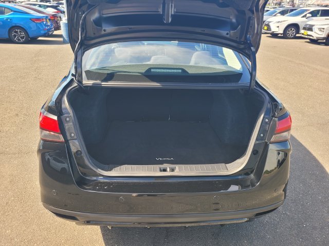 Used 2024 Black Nissan 1.6 SR image 11