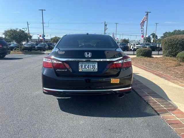 Used 2017 Black Honda EX-L image 8