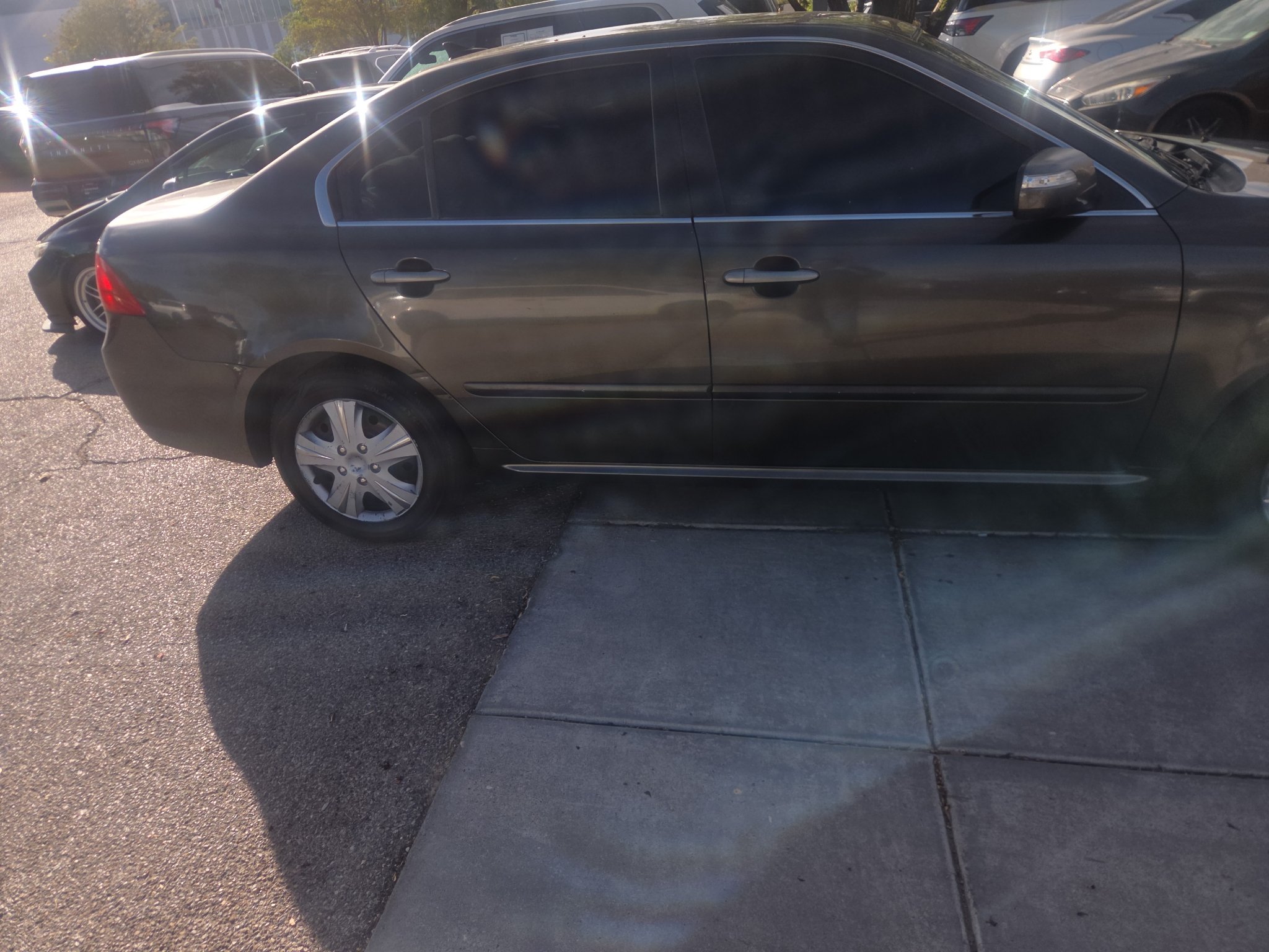 Used 2009  Kia LX image 4
