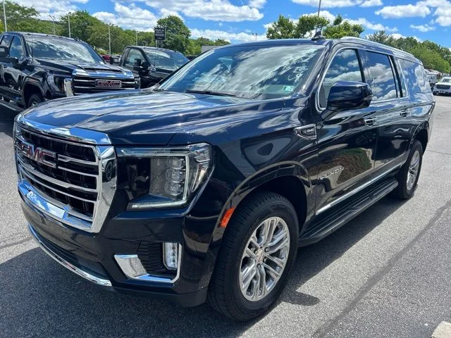 Used 2022 Blue GMC SLT image 7