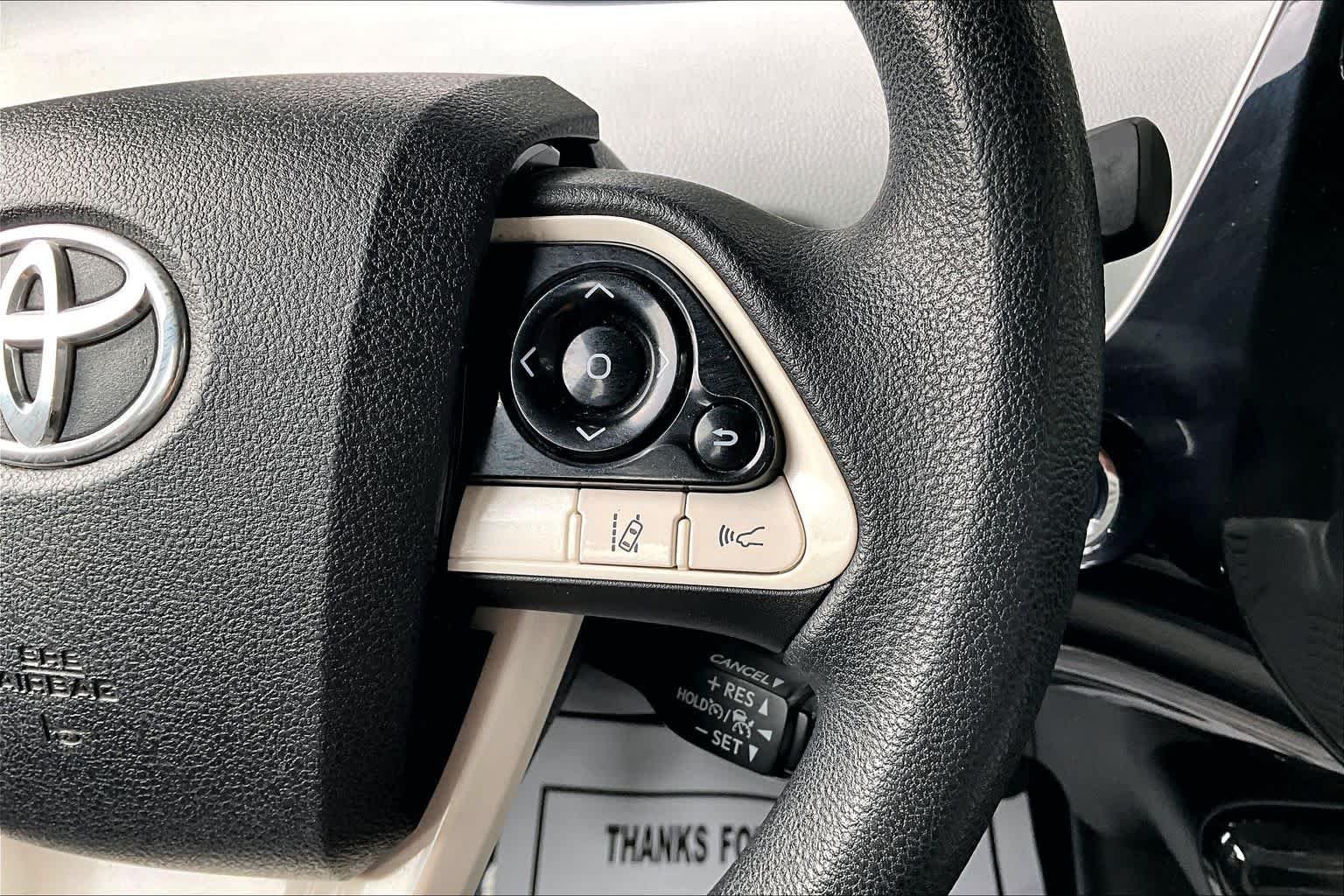 Used 2017 Blizzard Pearl Toyota Two image 25