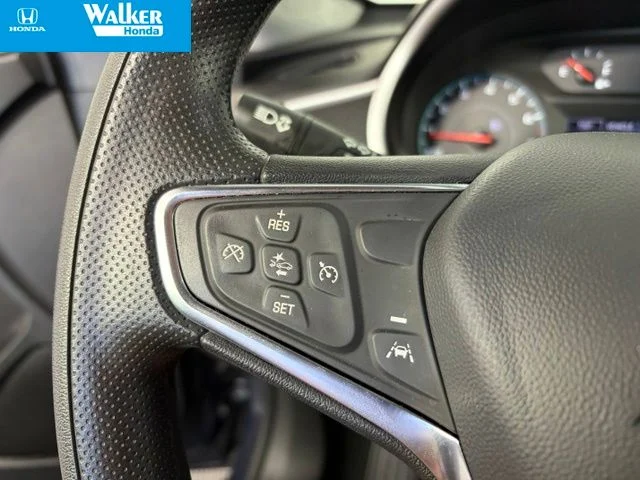 Used 2025  Chevrolet LT image 33