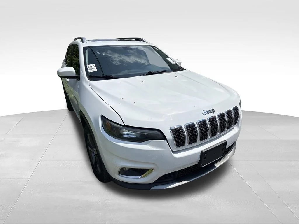 Used 2019 White Jeep Limited image 4