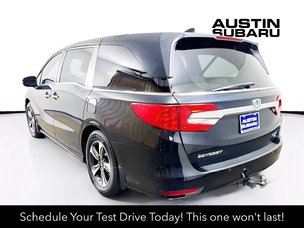 Certified Used 2019 Crystal Black Pearl Honda Touring image 6