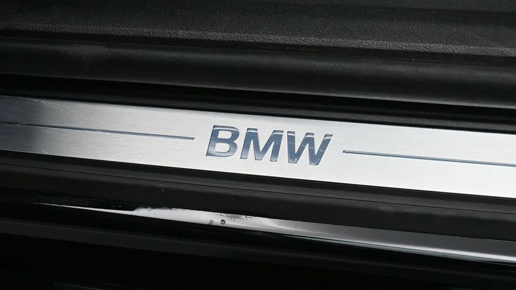 2024 BMW 3 Series 330i - Photo 20