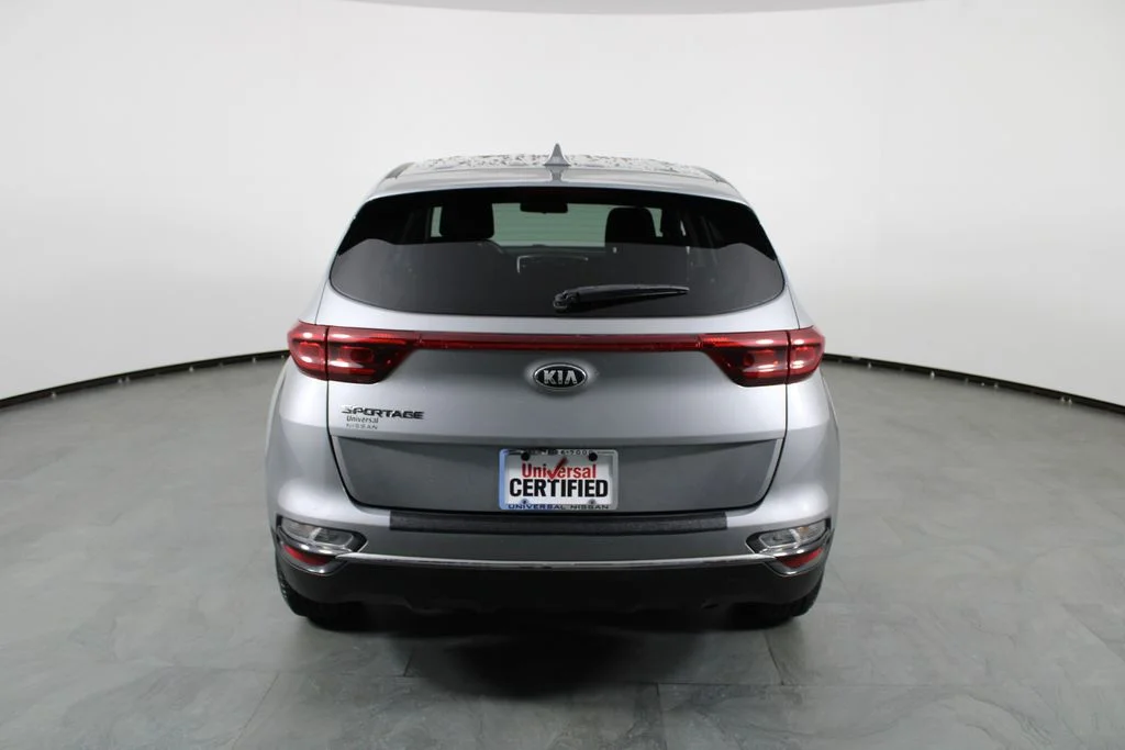 2020 Kia Sportage LX - Photo 10