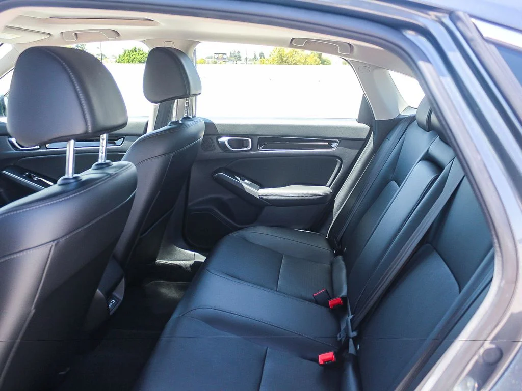 2024 Honda Civic Touring - Photo 19