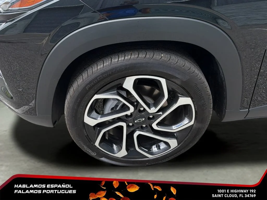 Used 2025 Mosaic Black Metallic Chevrolet 2RS image 10