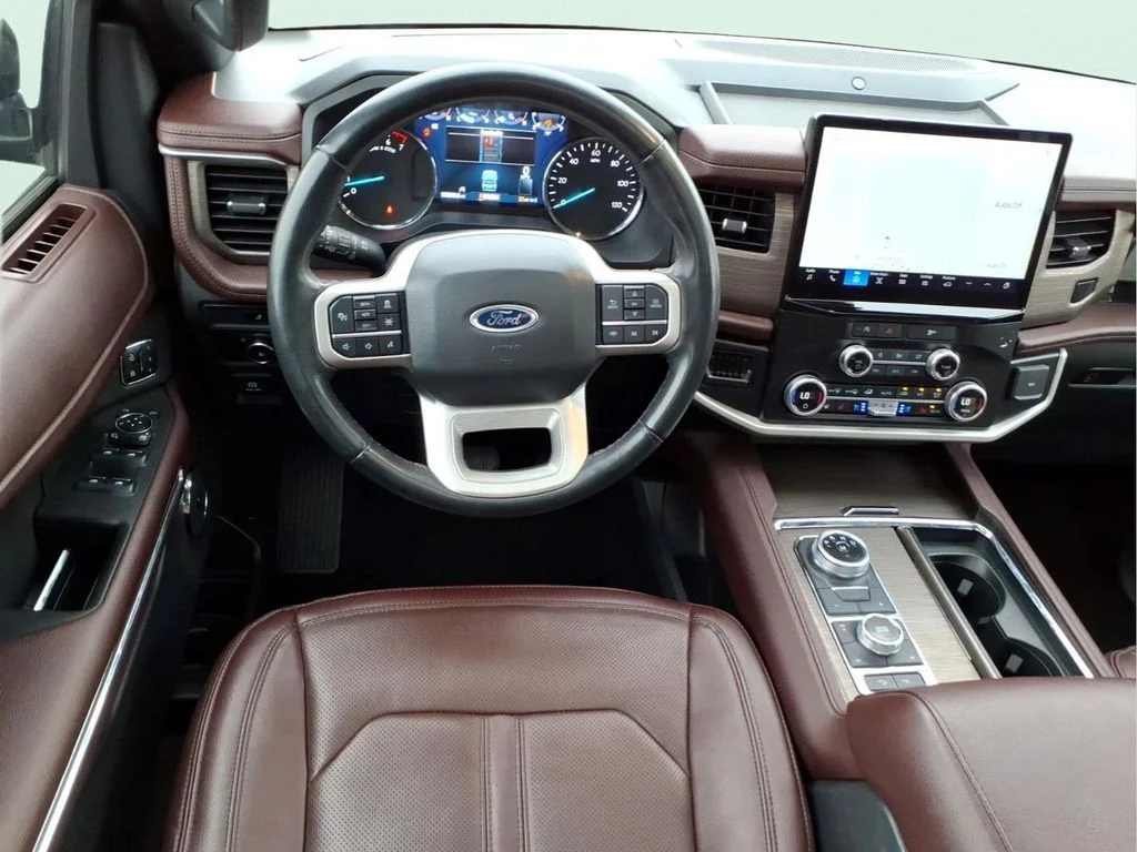 Used 2024 Gray Ford Limited image 18