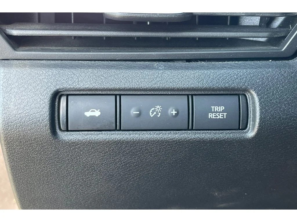 Used 2021 Gun Metallic Nissan 2.5 SR image 40