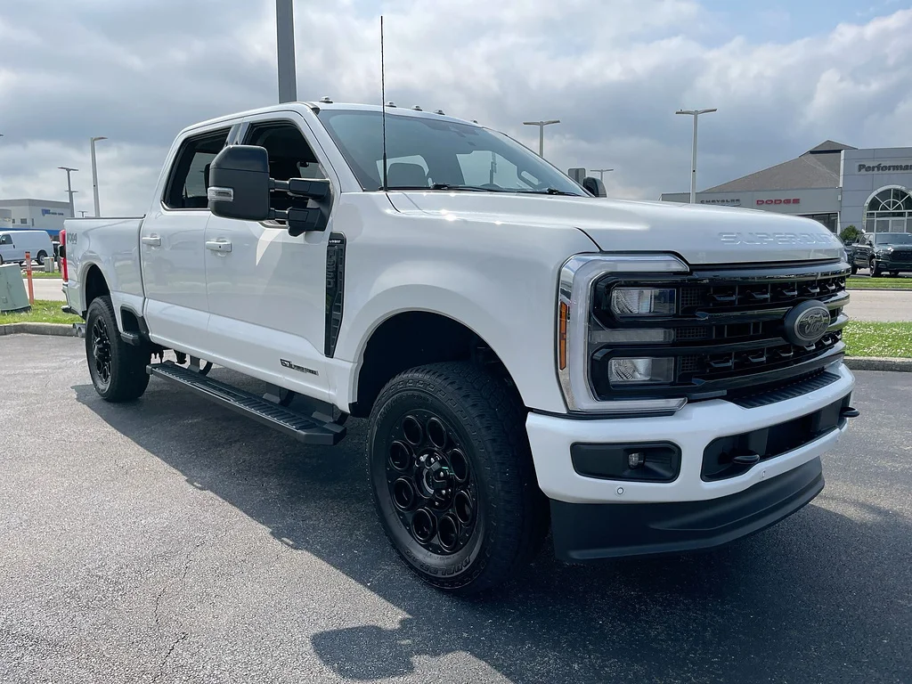 Used 2024 WHITE Ford Lariat image 35