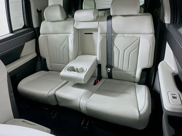 New 2026 Hyundai SANTA FE HYBRID SEL