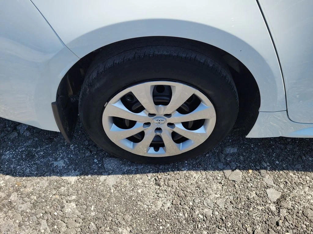 Used 2025 White Toyota LE image 8