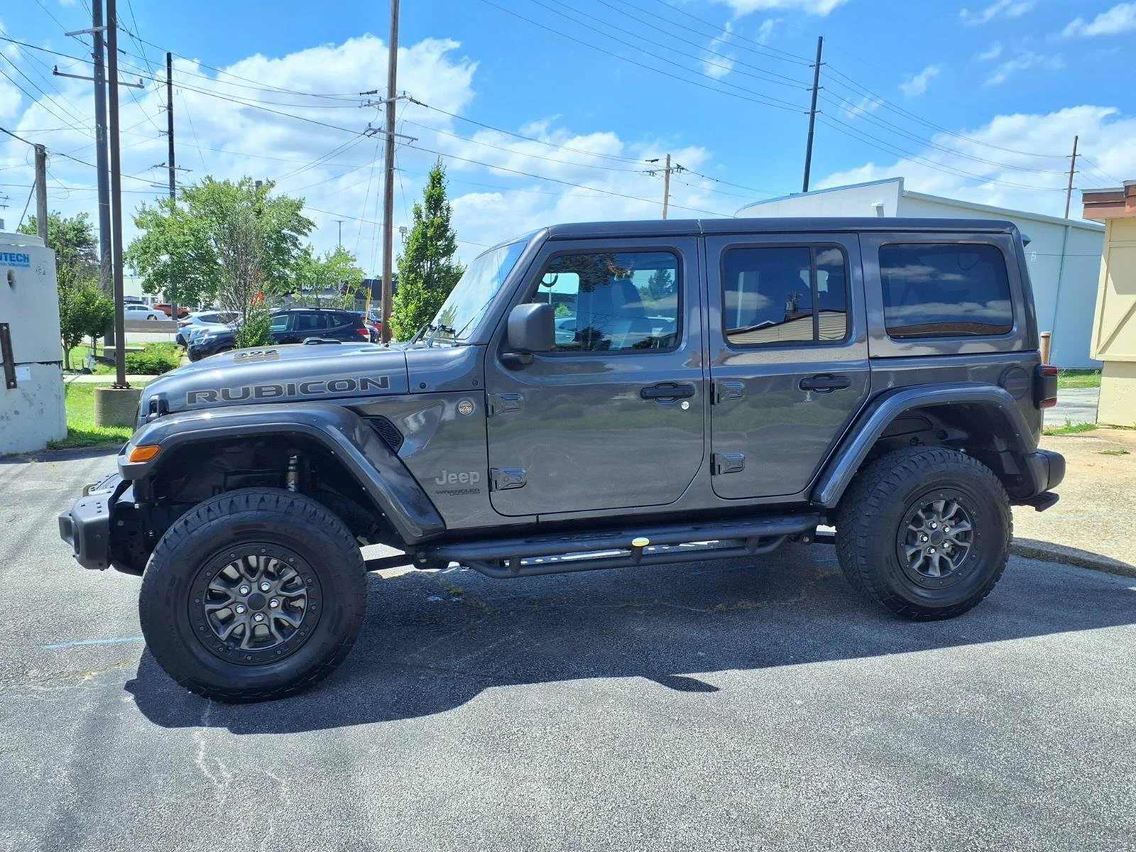 Used 2022 Granite Crystal Metallic Clearcoat Jeep Unlimited Rubicon 392 image 24