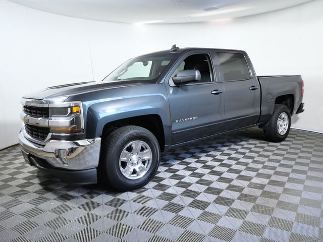 Used 2018 Gray Chevrolet LT image 5