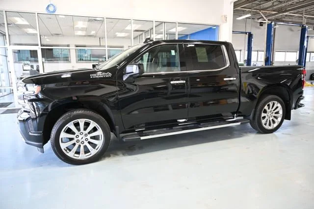 Used 2021 Black Chevrolet High Country image 8