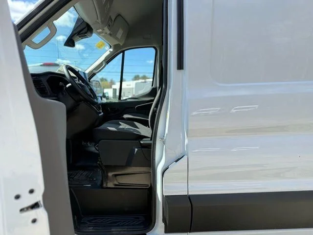 New 2026 Oxford White Ford Cargo Van image 13
