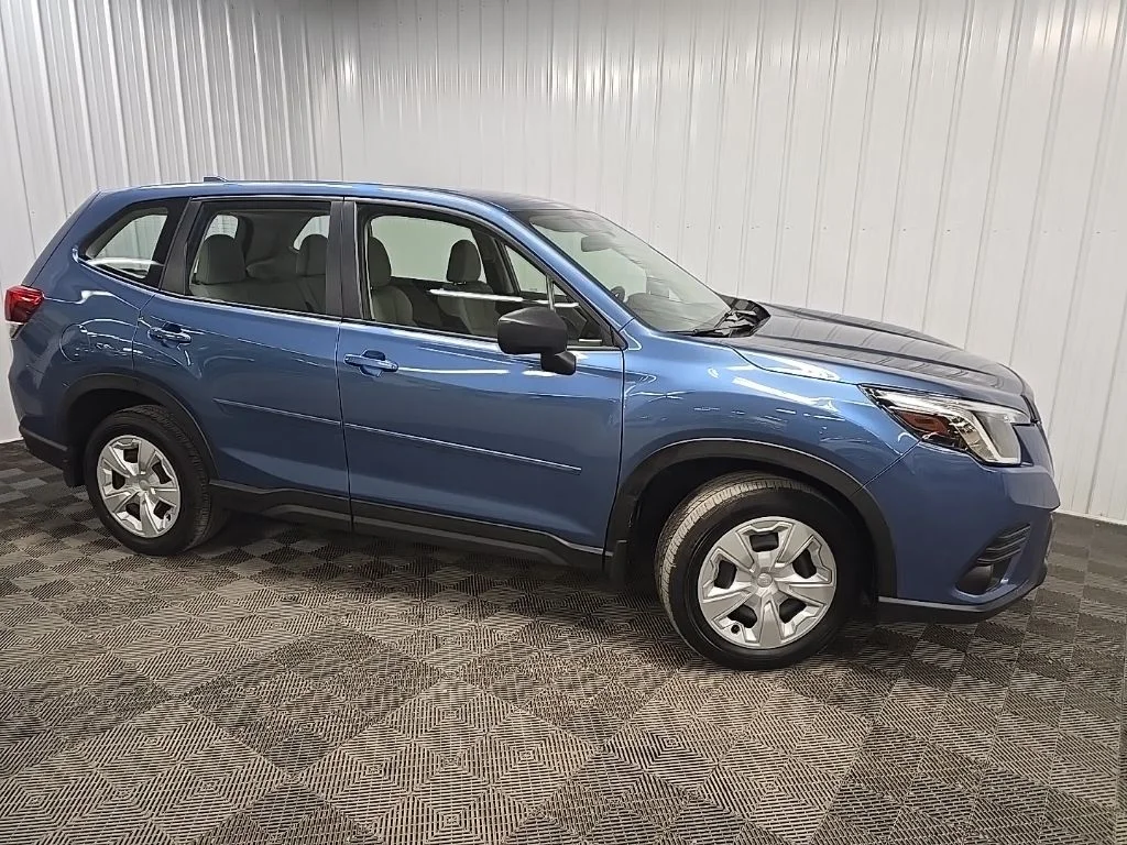 2023 Subaru Forester Base