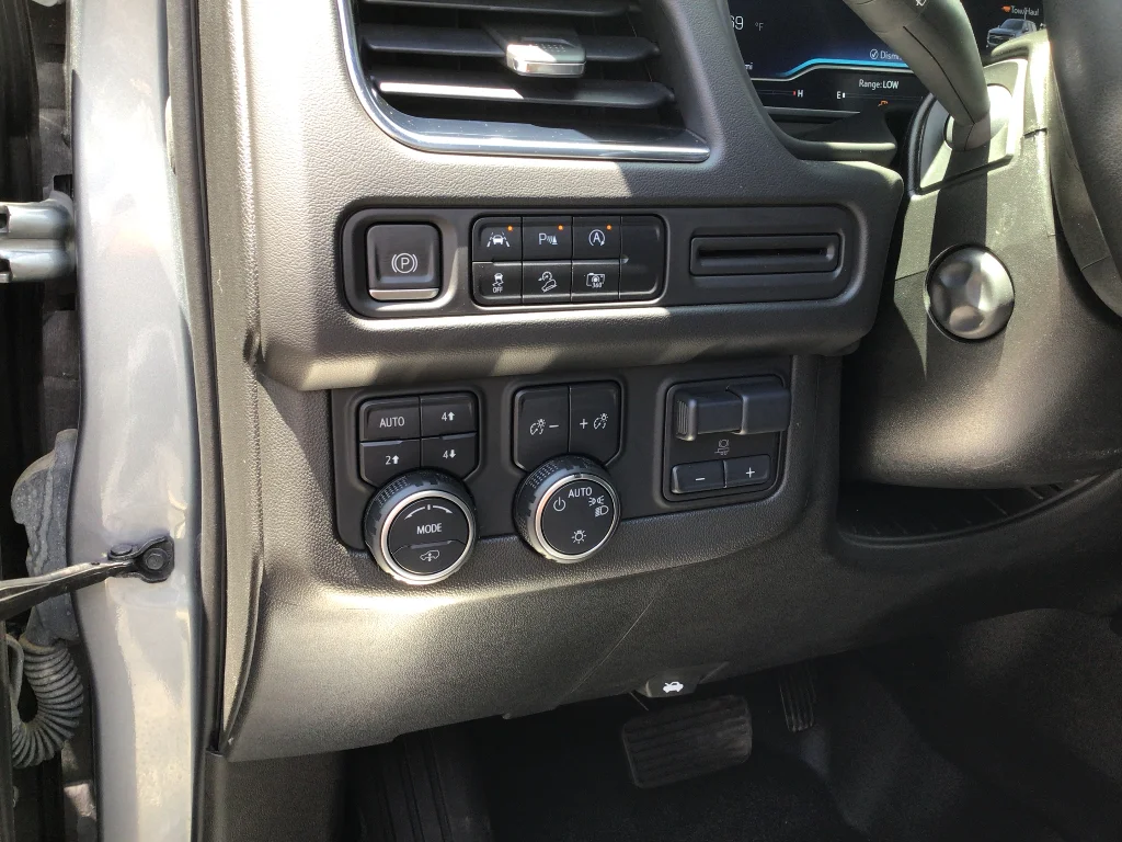 Used 2023 Sterling Gray Metallic Chevrolet Z71 image 15