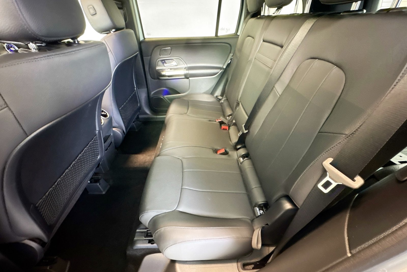 New 2026 Cirrus Silver Metallic Mercedes-Benz GLB 250 image 22