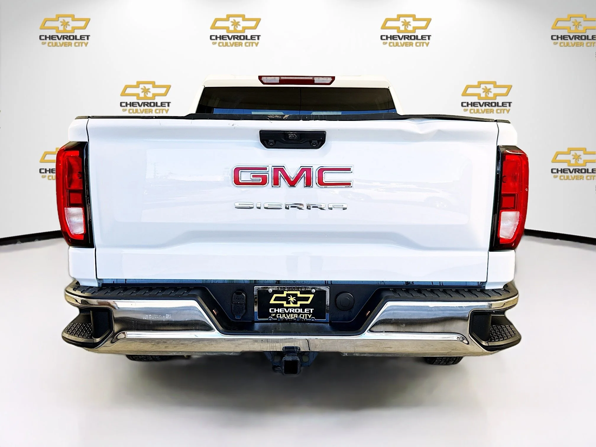 Used 2024 Summit White GMC Pro image 7
