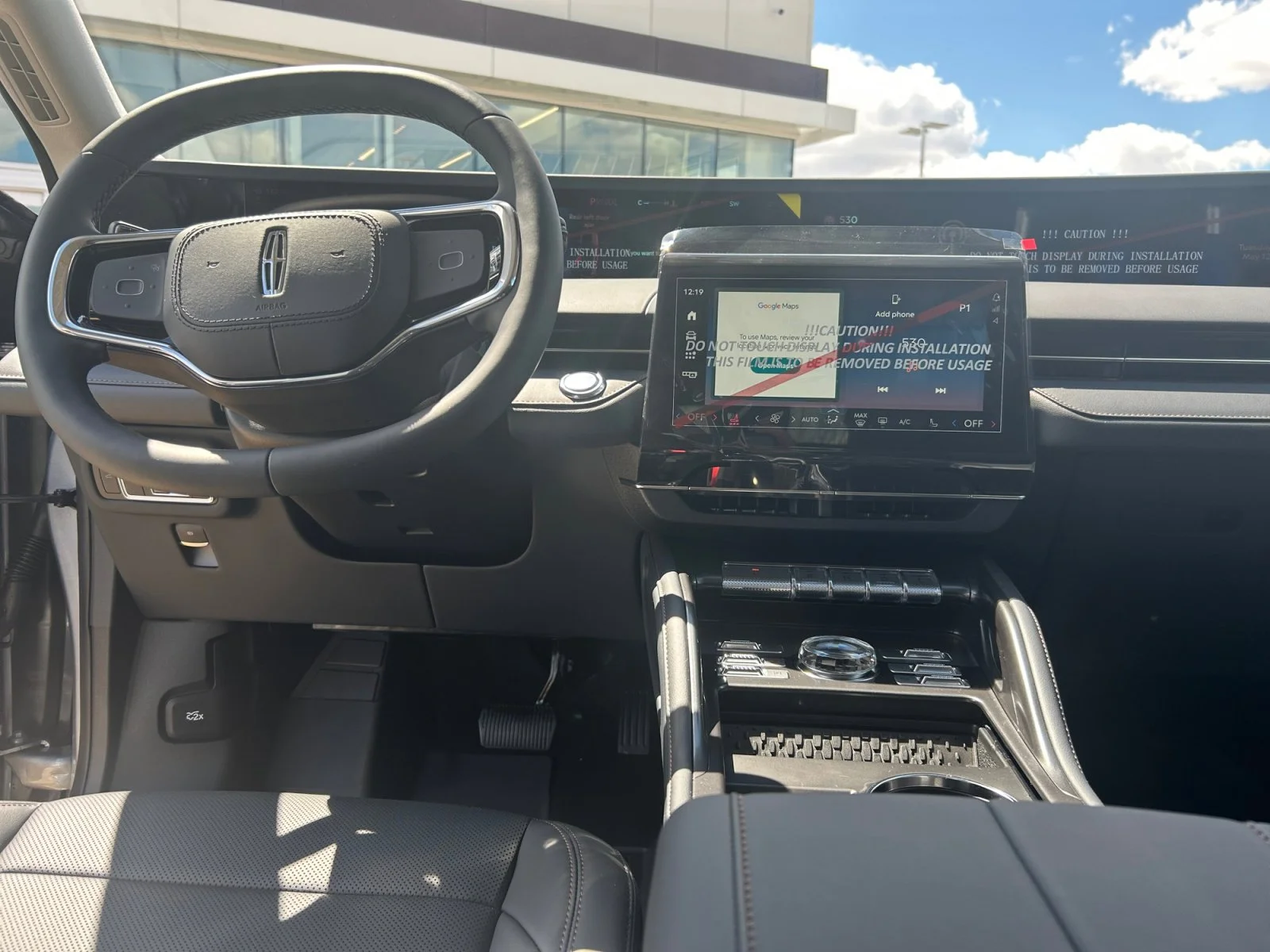 New 2026 Silver Radiance Metallic Clearcoat Lincoln Premiere image 19