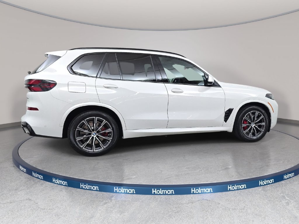 New 2026 Alpine White BMW xDrive50e image 4