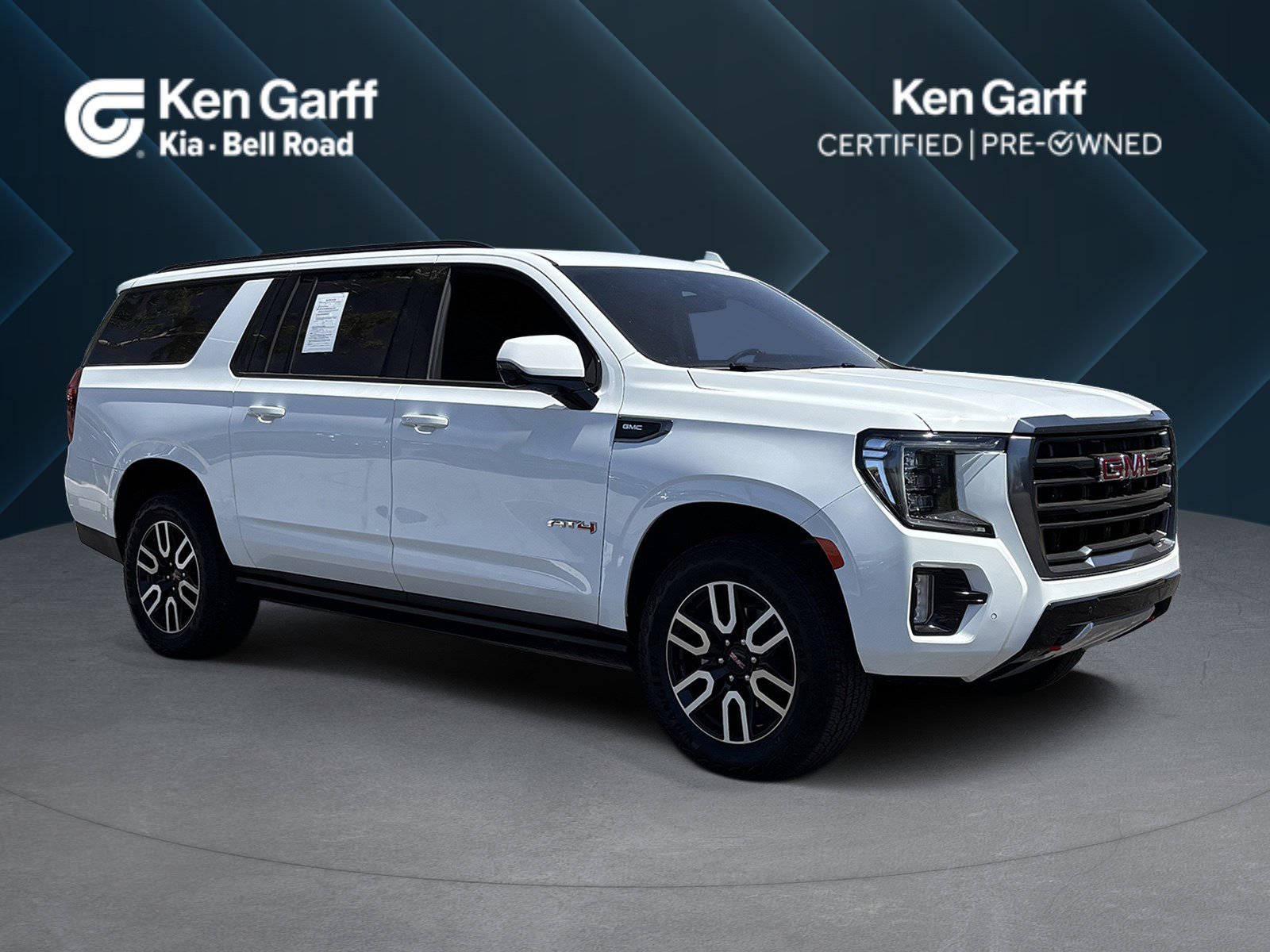 2024 GMC Yukon 4WD AT4's photo