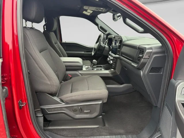 Used 2024 Red Ford XLT image 16