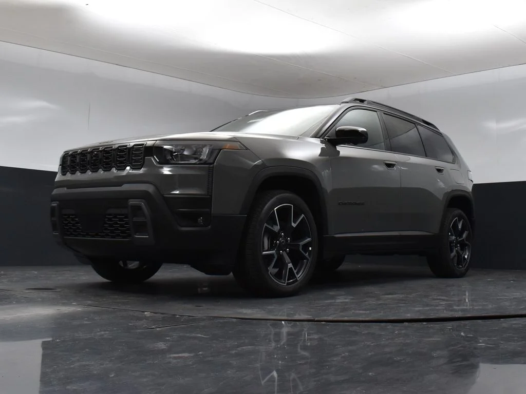New 2026 Gray Jeep Overland image 39