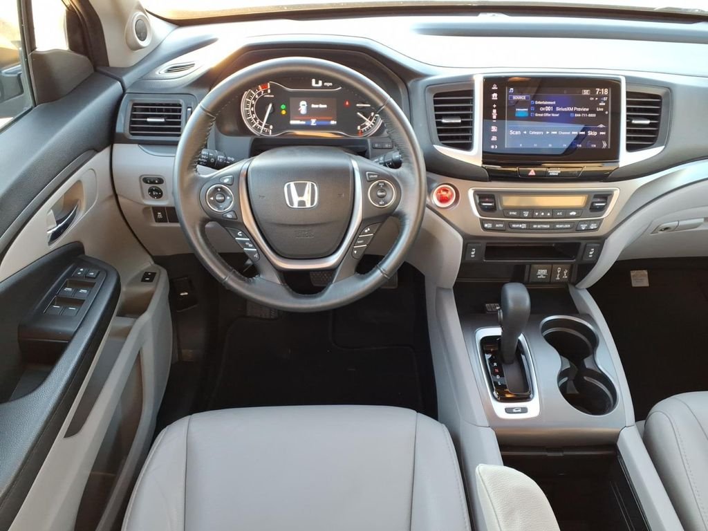 Certified Used 2018 Crystal Black Pearl Honda EX-L image 3