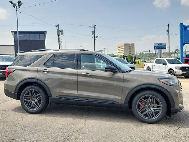 New 2026 Marsh Gray Ford ST image 6