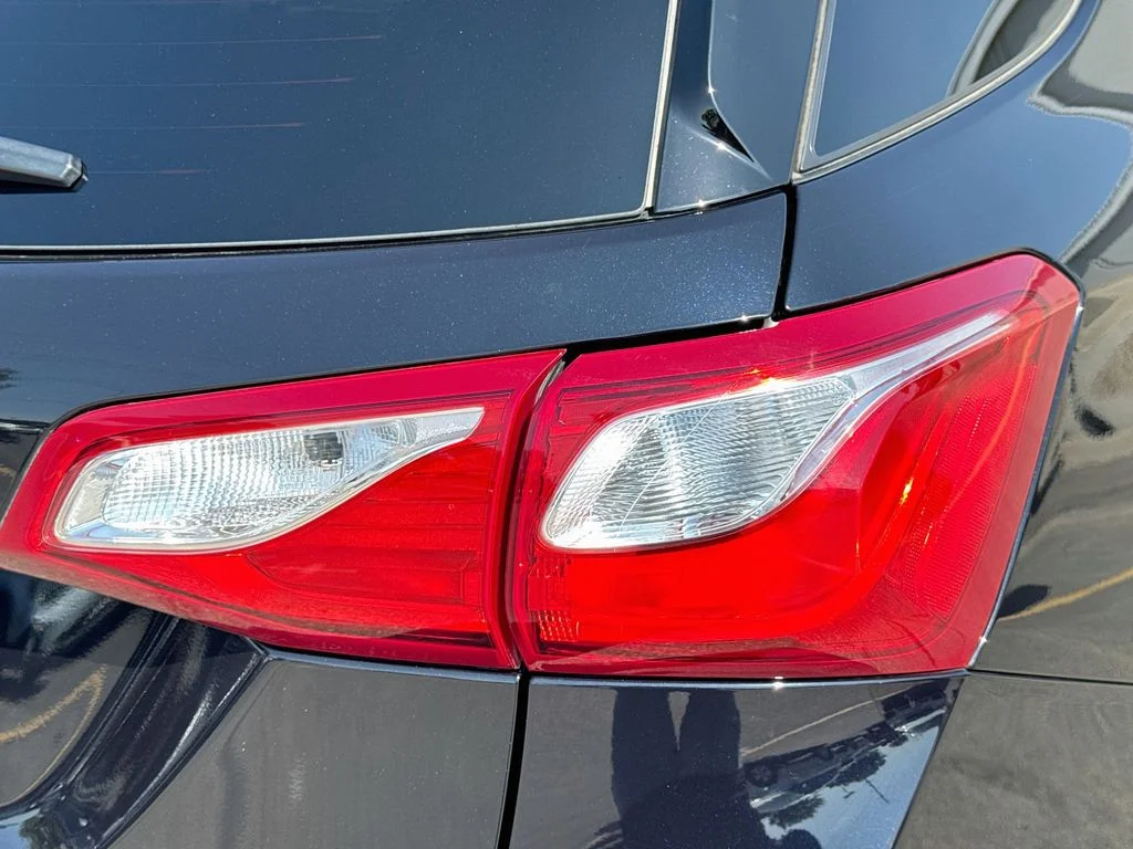 Used 2020 Blue Chevrolet Premier image 34