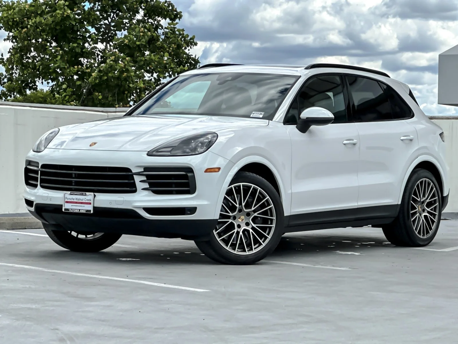 2023 Porsche Cayenne Base