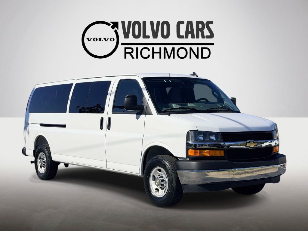 2025 Chevrolet Express Passenger