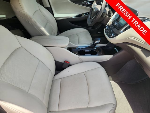 Used 2024 Mineral Gray Metallic Chevrolet 2LT image 13