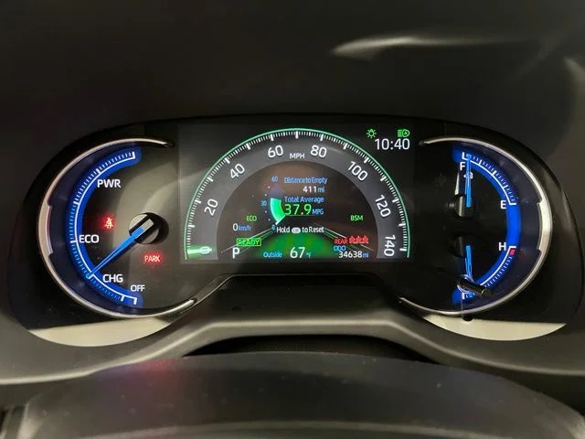 Certified Used 2025 Beige Toyota XLE Premium image 14