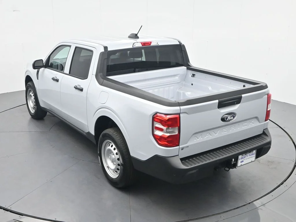 New 2026 Space White Metallic Ford XL image 35