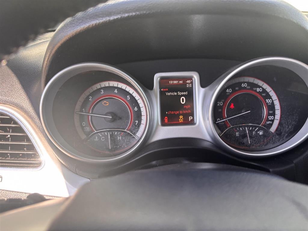 Used 2016 White Dodge SE image 14