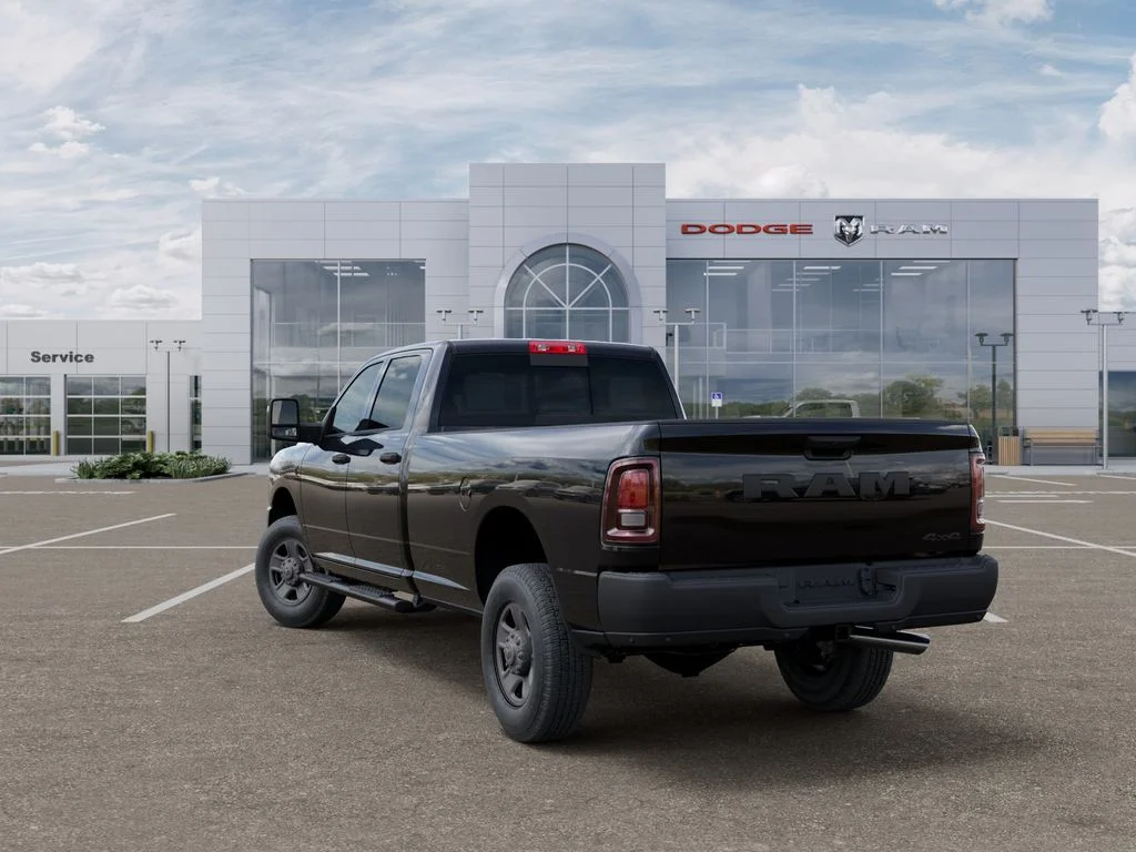 New 2026 Diamond Black Crystal Pearl-Coat Exterior Paint RAM Tradesman image 3