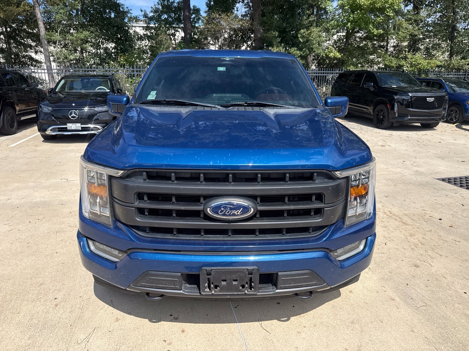 Used 2023 Atlas Blue Metallic Ford Lariat image 2